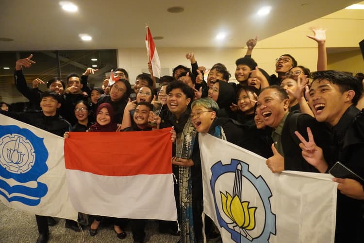 img prestasi Grand Champion, [psm-1.jpeg]